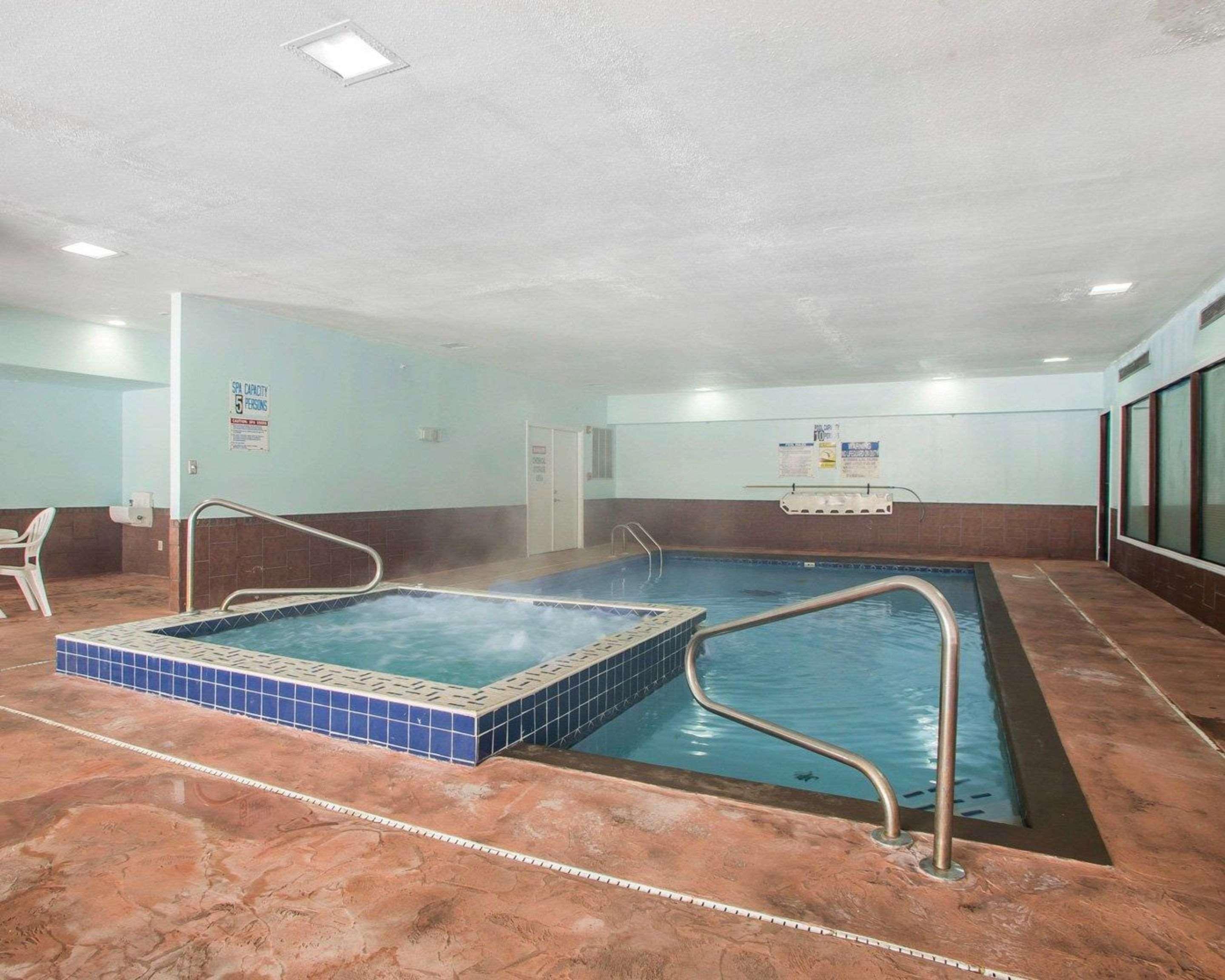 Quality Inn Merrillville Exteriér fotografie